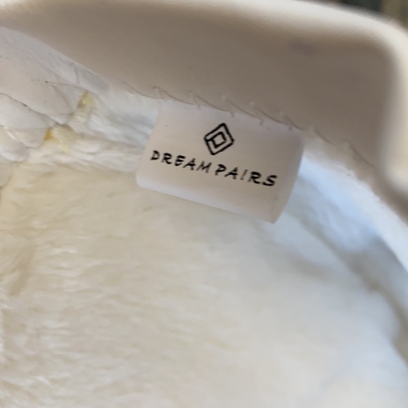 New white 4 inch heel boots - Picture 6 of 9